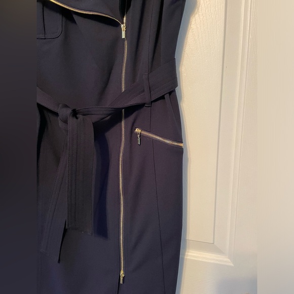 Calvin Klein, size 16, navy, sleeveless dress, like new - Picture 2 of 5